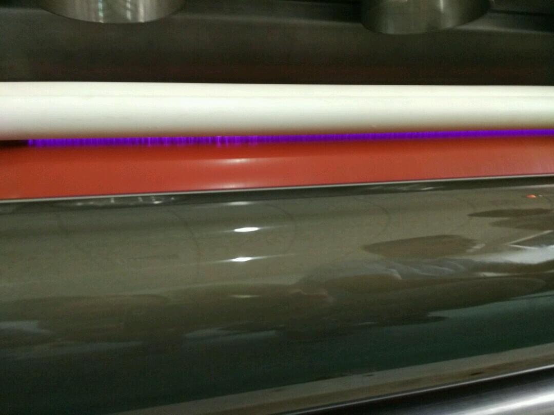低溫等離子處理技術處理太陽能背板